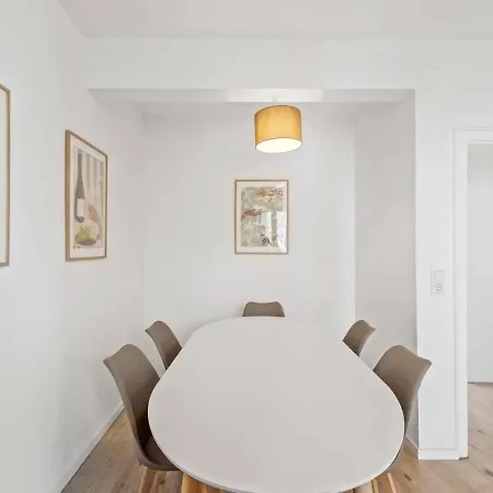 Dove Living Schoenes Fuer 6 شقة