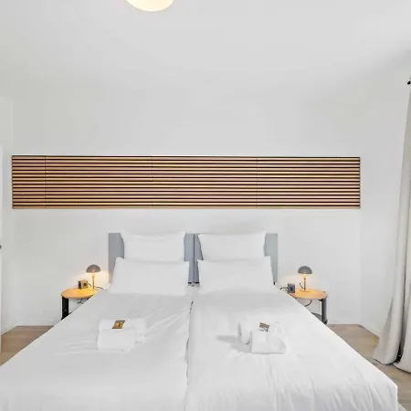 شقة Dove Living Schoenes Fuer 6 *